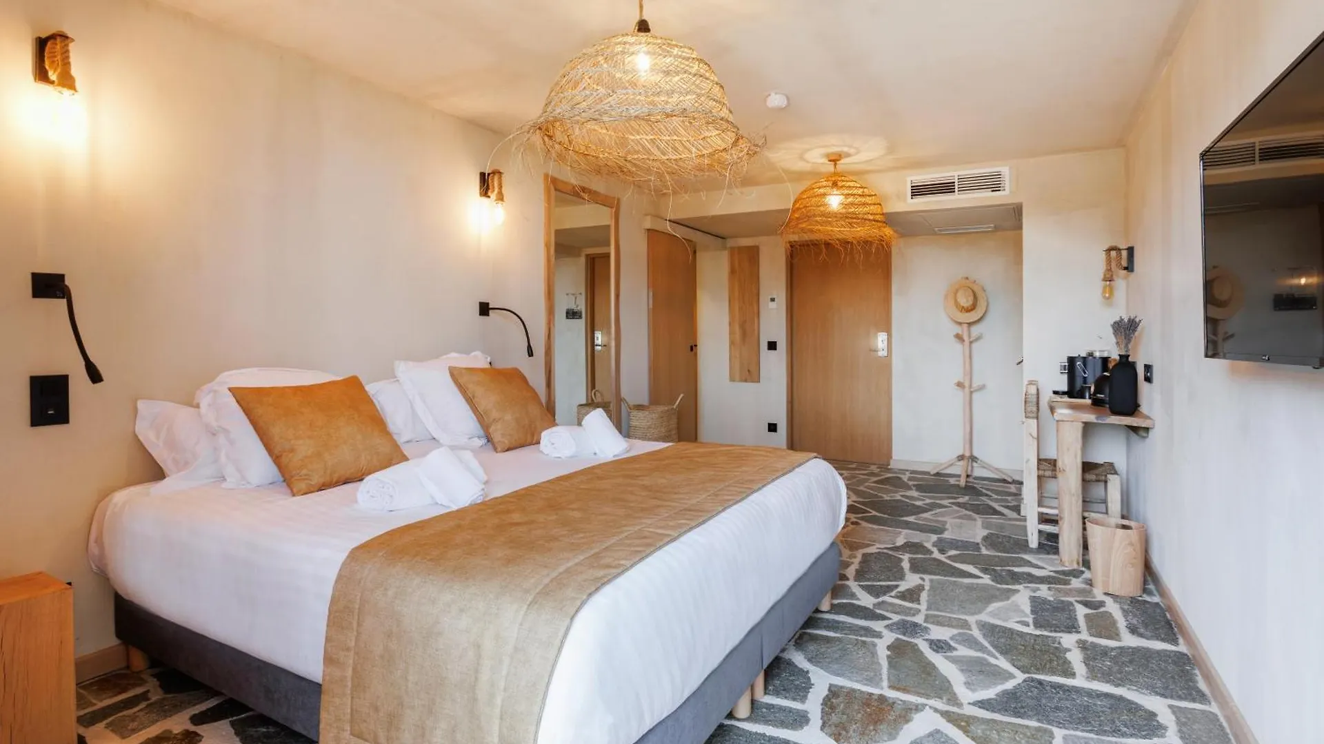 Le Domaine De La Mer - Beach Hotel Nature&Authenticite Hyeres
